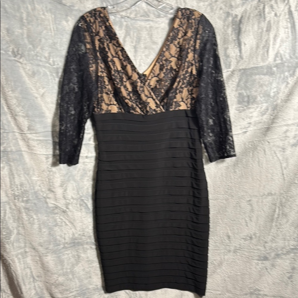 Adrianna Papell Dress women's 6 Black‎ Tan elegant Lace Dress special occasion